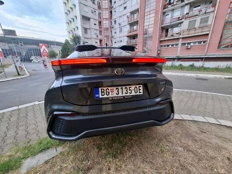Automobil Tojota Toyota C HR CHR GR vozili smo auto test Automobil Tojota Toyota C HR CHR GR vozili smo auto test
