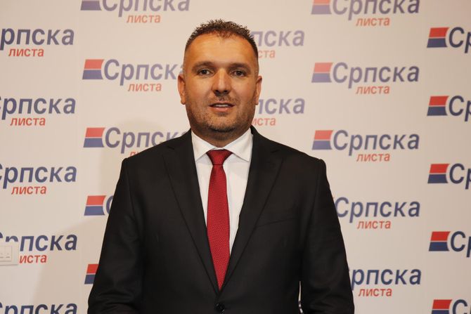 Miloš Perović