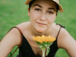 žena, cveće, park, sreća