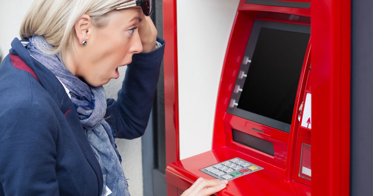 Major Chaos in Austria: Banks Shutting Down Systems, Citizens Will Be Without Cards and ATMs for Days