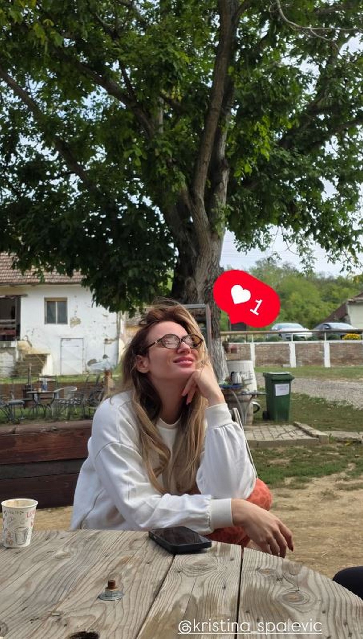 Kristijan i Kristina napustili Beograd sa decom: On podelio njenu fotku i pokazao u kakvom su odnosu