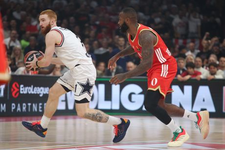 KK Crvena Zvezda - Armani Milano KK Crvena Zvezda - Armani Milano