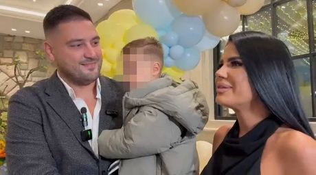 Ljuba Perućica sa ženom Kaćom i sinom, rođendan sina Nadice Ademov Ljuba Perućica sa ženom Kaćom i sinom, rođendan sina Nadice Ademov