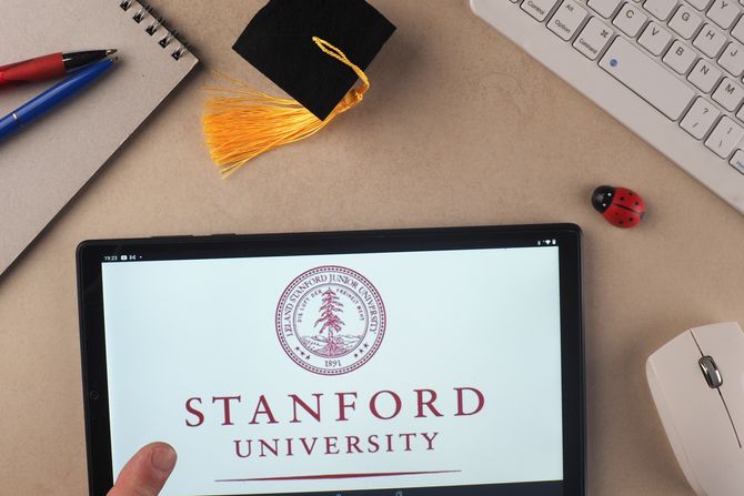 Stanford University, Stenford univerzitet Stanford University, Stenford univerzitet