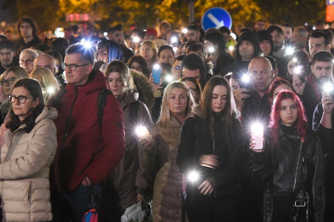 Studenti, protestne šetnje Studenti, protestne šetnje
