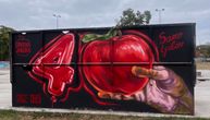U skejt parku kod Ušća osvanuo mural posvećen grupi Crvena jabuka