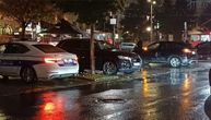 Fotografije sa lica mesta, iz Ulice kraljice Marije: Dve osobe povređene kad je autobus udario 3 auta