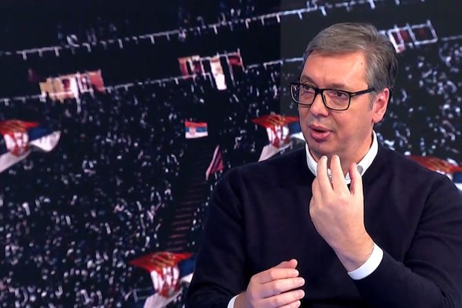 Aleksandar Vučić, hit tvit