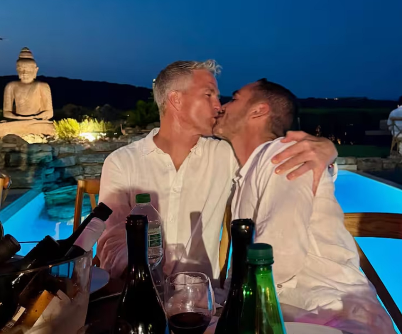 Šumaher ženi dečka pred TV kamerama, sve postaje rijaliti serija!