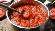 Zimnica bez greške: Recept za domaći kečap koji traje celu zimu - gust, mirisan i bolji od svakog kupovnog!