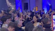 "Brže malo!" Ceca se raskomotila pa zapevala na punoletstvu svog kumića Andreja, podigla ceo hotel na noge