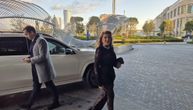 Viki stigla na punoletstvo sina u beloj "zverki": Nosi crnu čipku a oko vrata dijamante! Sve pršti od luksuza