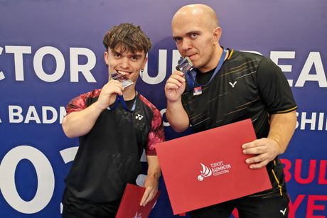 Para-badminton Para-badminton