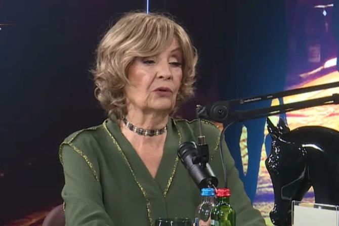 Lepa Lukić Lepa Lukić