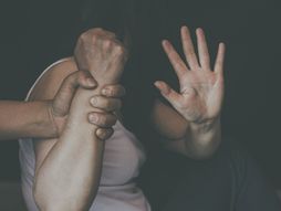 Nasilje nad ženama, žena, muškarac, napad, porodično nasilje