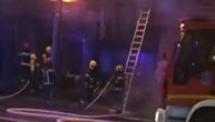 Veliki požar na Banovom brdu: Gori poznati restoran, snimci su strašni