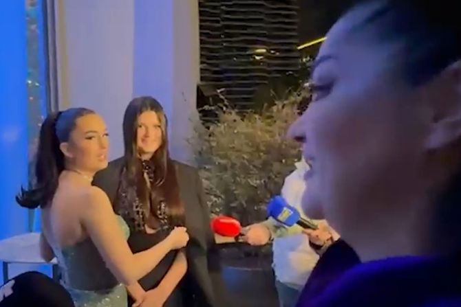 Zorana Mićanović, Jana Todorović