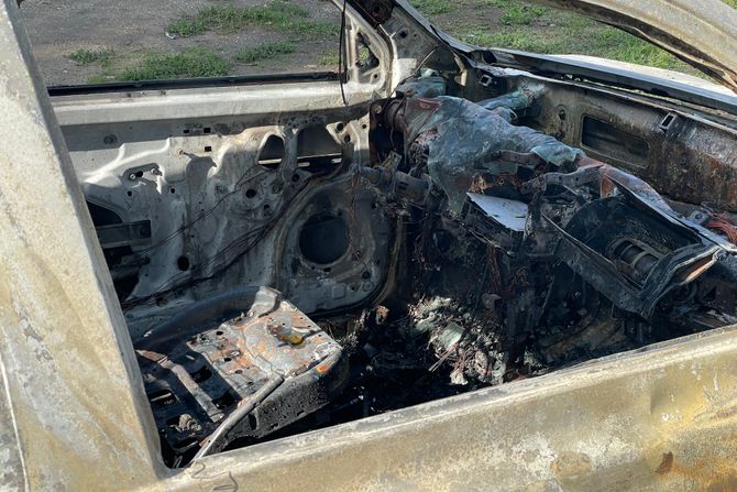 Zapaljen automobil, Čukarica, Slobodana Aligrudića