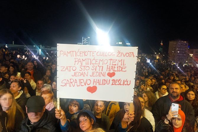 Sarajevo skup povodom smrti Halida Bešlića