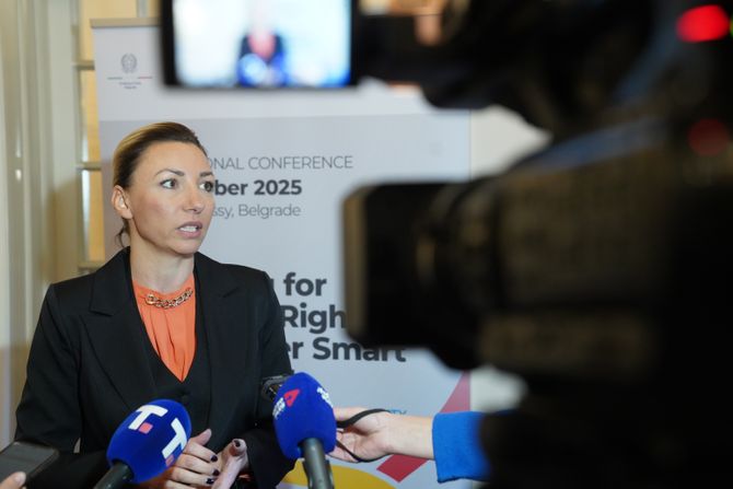 Tatjana Macura, ministarka bez portfelja , SRB nastavlja da razvija žensko preduzetništvo