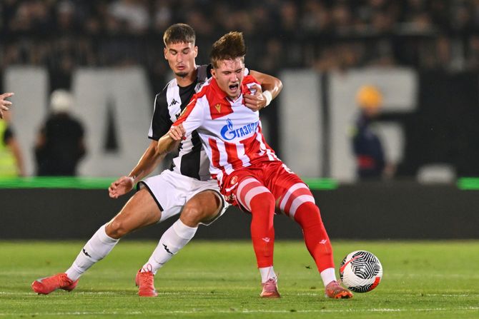Vasilije Kostov, FK Crvena zvezda, Nikola Simić, FK Partizan Vasilije Kostov, FK Crvena zvezda, Nikola Simić, FK Partizan