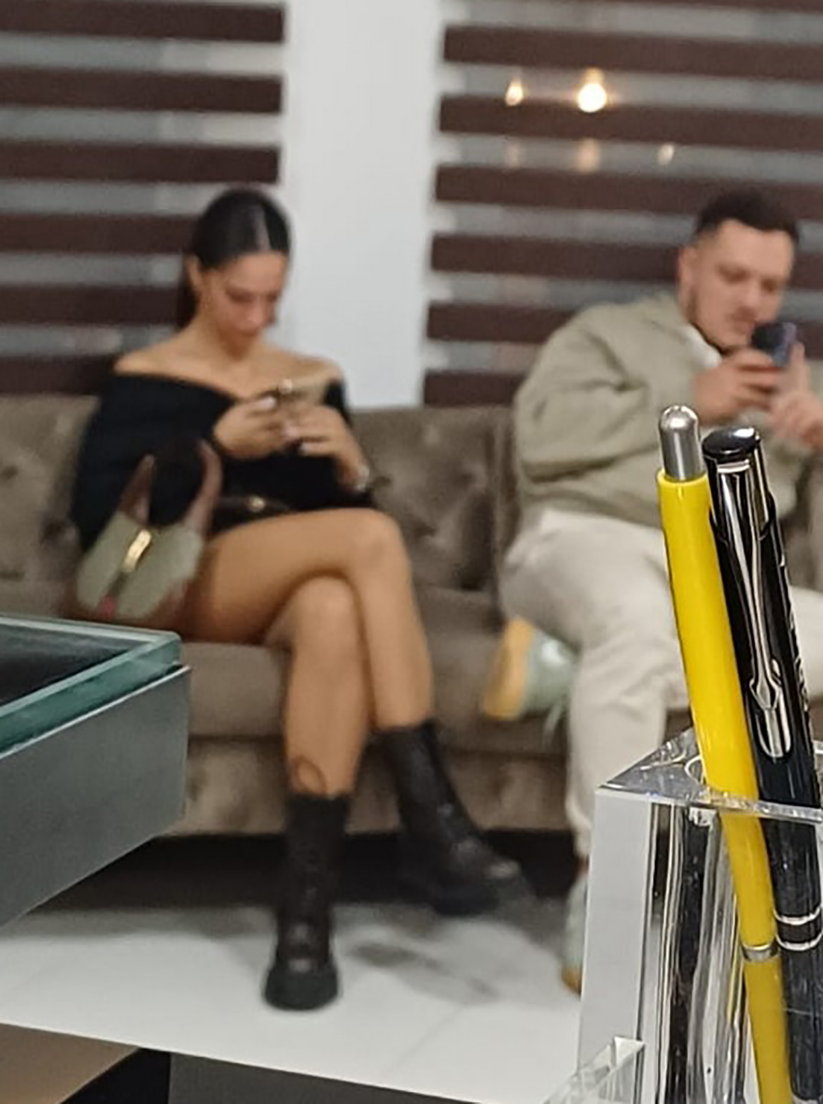 Paparaco! Anđela završila na intervenciji, Gastoz se ne odvaja od nje: Evo gde se nalaze nakon priča o raskidu