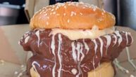 Poznati restoran lansirao burger s neobičnim sastojkom, a gurmani su zgranuti: "Ko je dovoljno hrabar?"