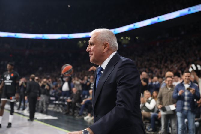 KK Partizan - KK Efes