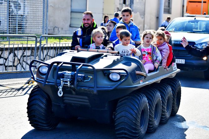 ČISTOĆA OTVORENA VRATA DECA ČISTOĆA OTVORENA VRATA DECA