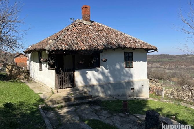 Kuća u Šumadiji, oglas, Nemanja