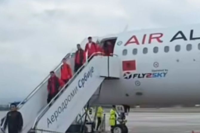 Fudbalska reprezentacija Albanije Fudbalska reprezentacija Albanije