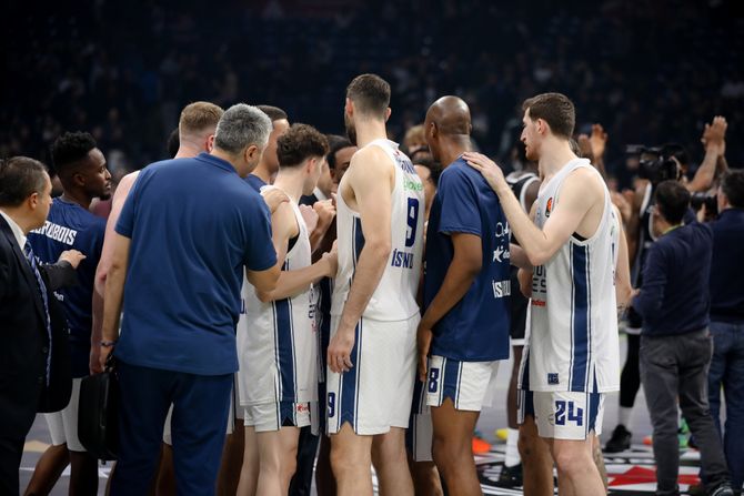 KK Partizan - KK Efes KK Partizan - KK Efes