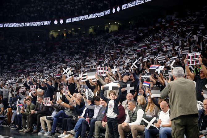 Navijači Partizana, Grobari