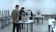 Izbori na KiM: Raseljeni Srbi krenuli automobilima ka biralištima