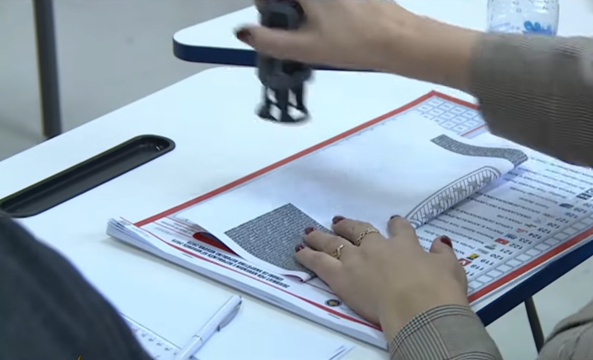 Sastanak Kurtija i Abdidžikua bez rezultata, Priština sve bliže novim izborima