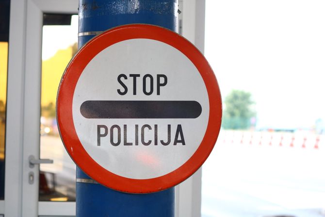 Granični prelaz, Batrovci, ilustracija, EES sistem, Granična policija, Carina, Branko Bačić, komandir stanice granične policije Batrovci Granični prelaz, Batrovci, ilustracija, EES sistem, Granična policija, Carina, Branko Bačić, komandir stanice granične policije Batrovci