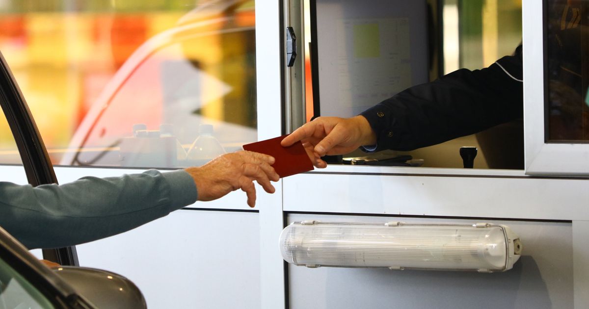 Pops Karakaj Ponovo otvoren most na graničnom prelazu Karakaj između BiH i Srbije ...