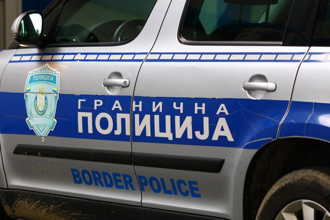 Granični prelaz, Batrovci, ilustracija, EES sistem, Granična policija, Carina, Branko Bačić, komandir stanice granične policije Batrovci Granični prelaz, Batrovci, ilustracija, EES sistem, Granična policija, Carina, Branko Bačić, komandir stanice granične policije Batrovci