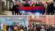 Izbori na KiM: Srbi u kolonama krenuli na birališta, vijore se trobojke