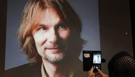 Održana komemoracija Dejanu Gvozdenu, frontmenu grupe Kristali: Odlazak dobrog čoveka i muzičara