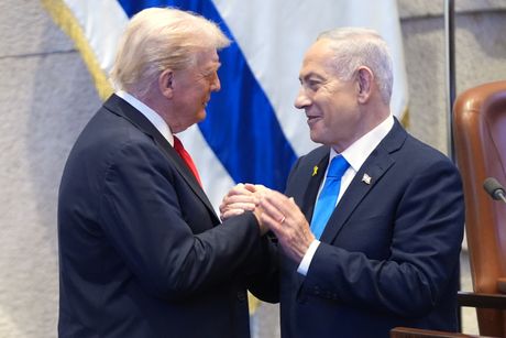 Donald Tramp i Benjamin Netanjahu Donald Tramp i Benjamin Netanjahu
