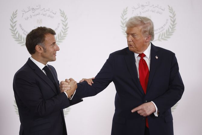 Emanuel Makron i Donald Tramp Emanuel Makron i Donald Tramp