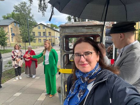 Liisa Pakosta Liisa Pakosta