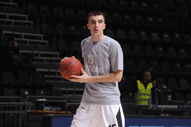 Marko Pecarski
