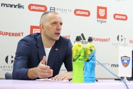 Vule Avdalović Vule Avdalović