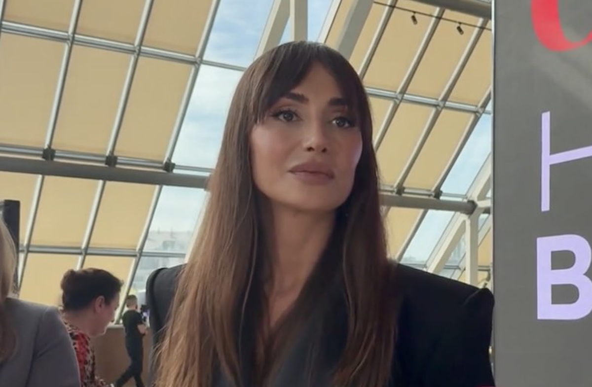 Emina Jahović pokradena za 50.000 evra! Pevačica nasela na jezivu prevaru, ovo su detalji