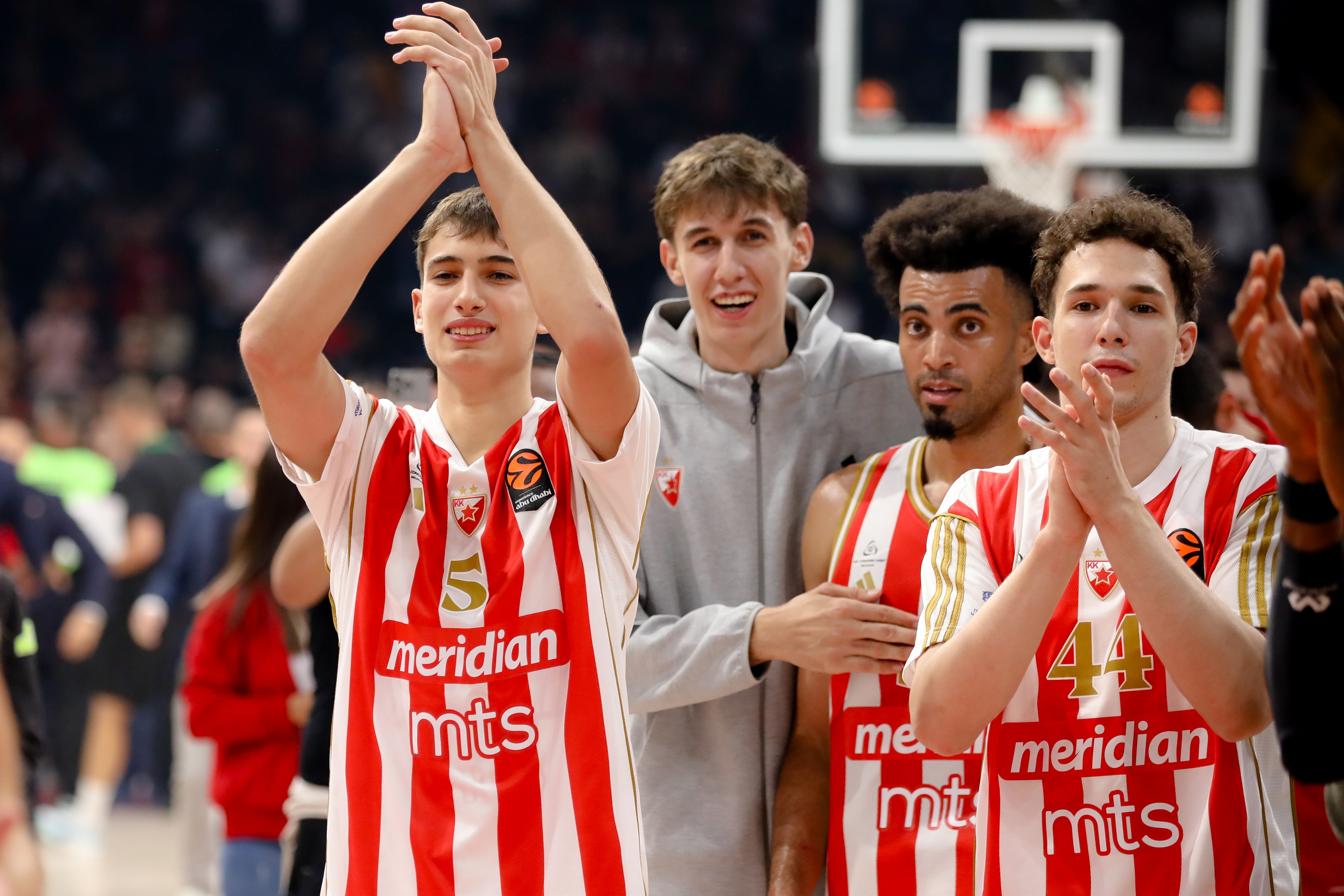 Zvezda objavila jako lošu vest, povredio se košarkaš pred početak sezone!