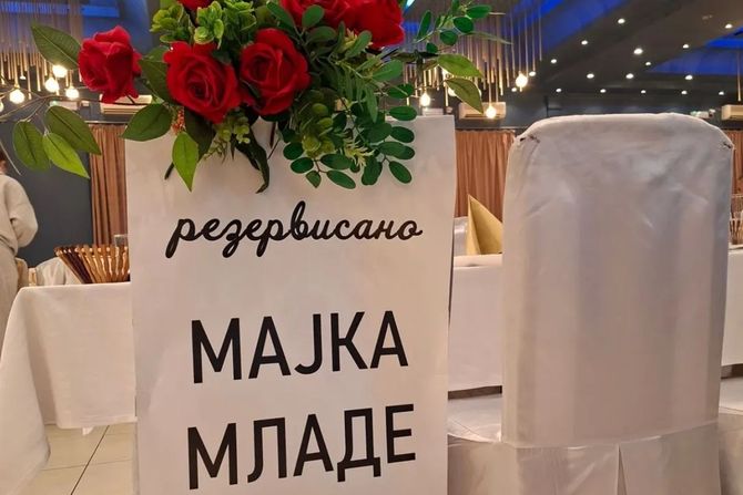Poruka mlade pokojnoj mami Poruka mlade pokojnoj mami