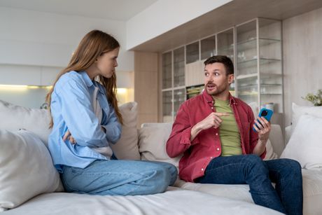 svađa, partneri, ljubavni par, prevara