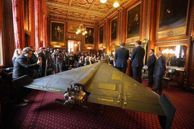 Britannski parlament, dron